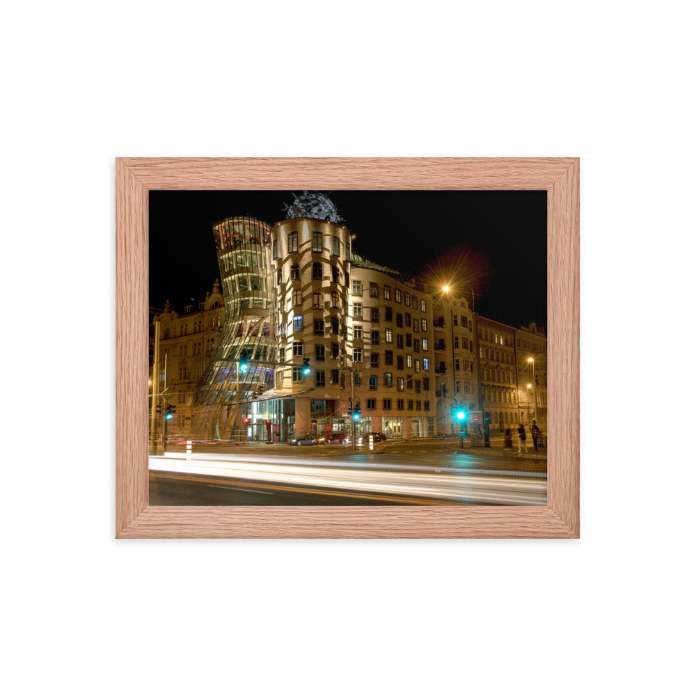 Dancing House (Luster)