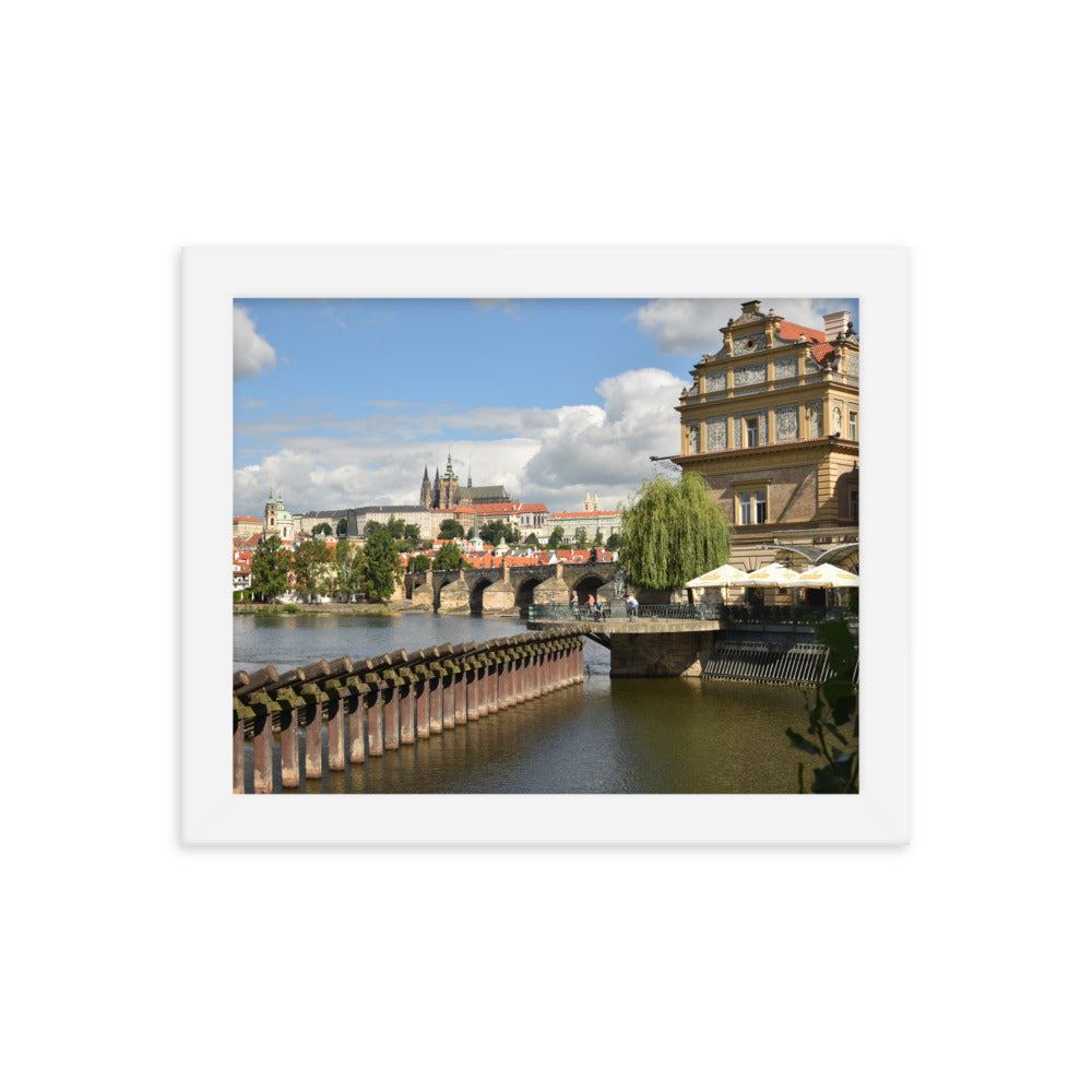 Novotny Footbridge (Luster)
